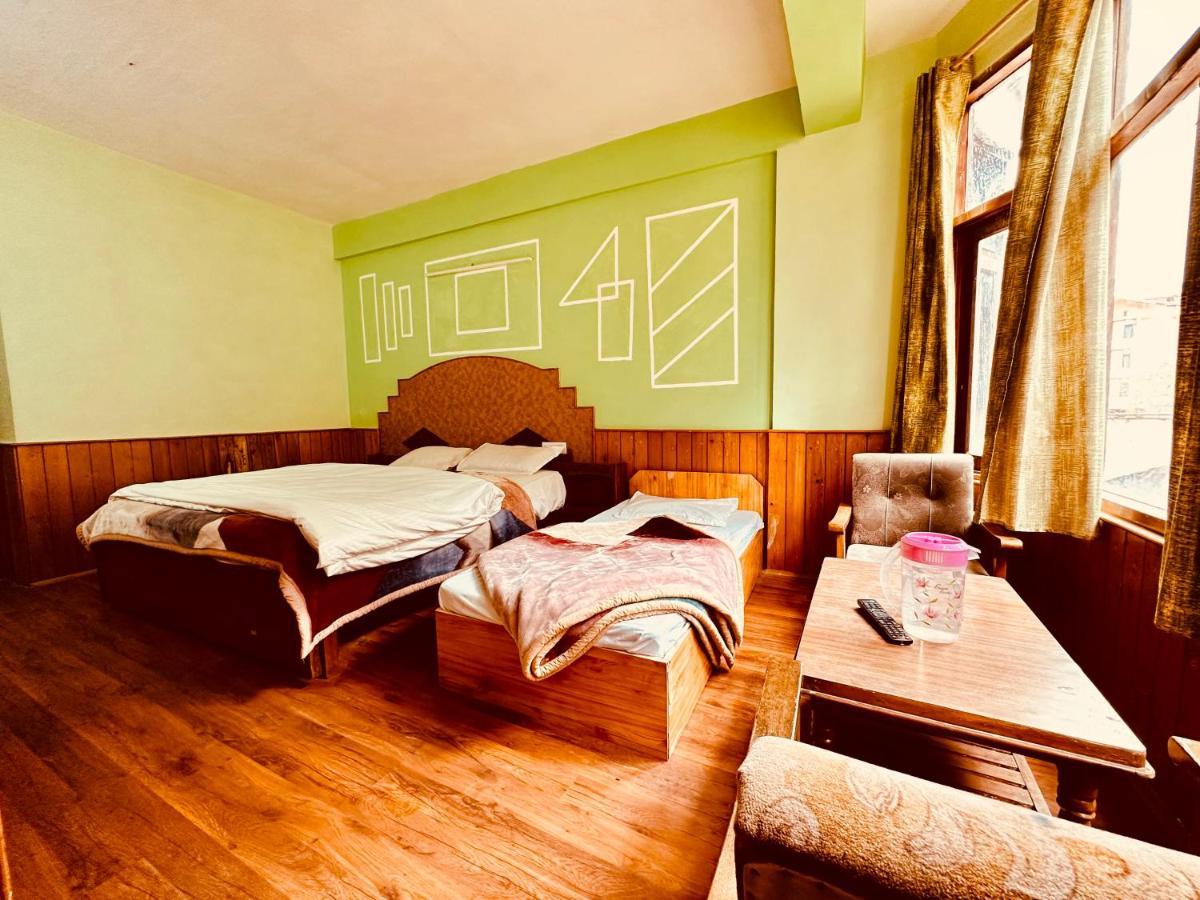 Hotel D Kanchan Manali Exterior foto
